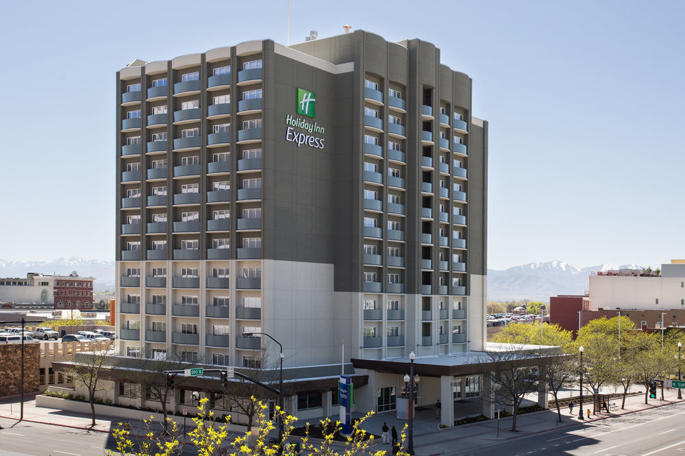 Holiday Inn Express & Suites New Castle, An Ihg Hotel Exterior photo